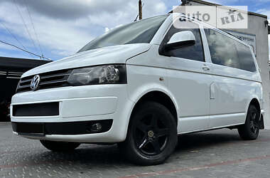 Минивэн Volkswagen Transporter 2010 в Каменском