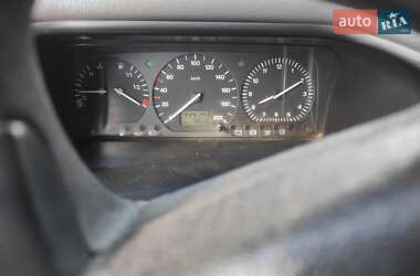 Минивэн Volkswagen Transporter 1998 в 