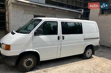 Минивэн Volkswagen Transporter 2002 в 