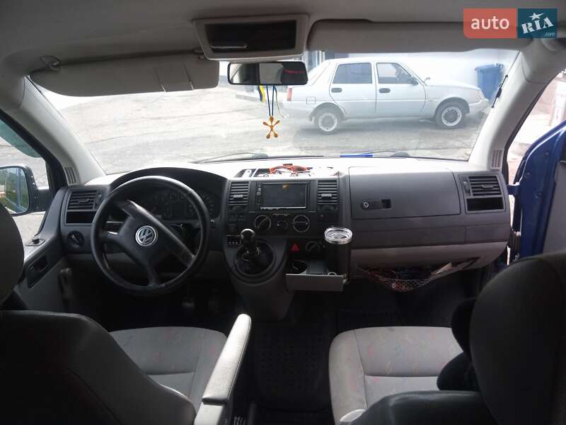 Минивэн Volkswagen Transporter 2006 в Виноградове