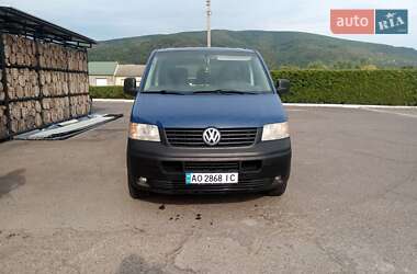 Минивэн Volkswagen Transporter 2006 в 