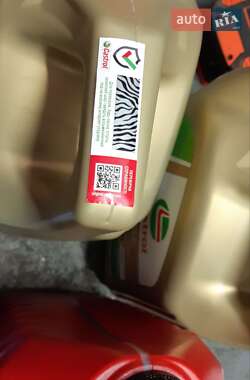 Мінівен Volkswagen Transporter 2006 в Миколаєві