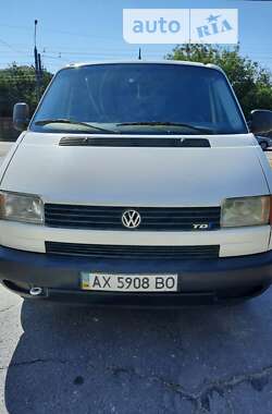 Вантажопасажирський фургон Volkswagen Transporter 2003 в Харкові