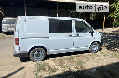 Грузопассажирский фургон Volkswagen Transporter 2006 в Одессе