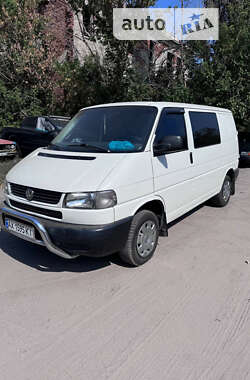 Грузопассажирский фургон Volkswagen Transporter 2002 в Харькове