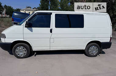 Вантажопасажирський фургон Volkswagen Transporter 2002 в Харкові