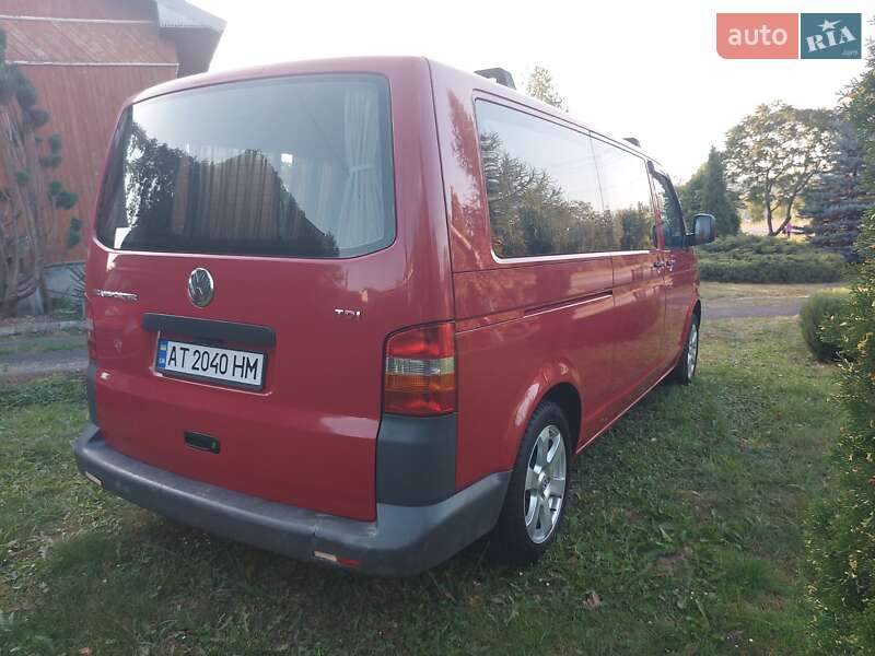 Минивэн Volkswagen Transporter 2005 в Долине