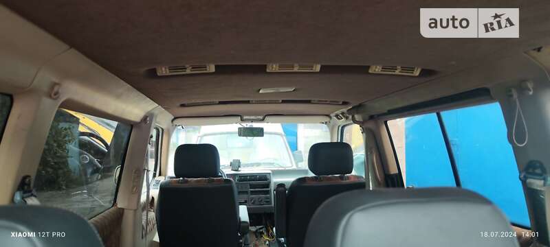 Минивэн Volkswagen Transporter 2001 в Киеве
