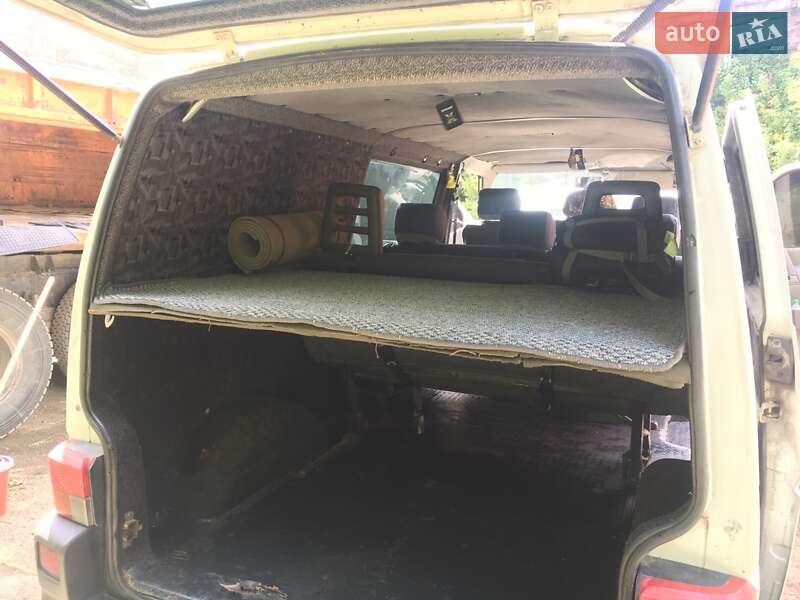 Минивэн Volkswagen Transporter 1998 в Черновцах