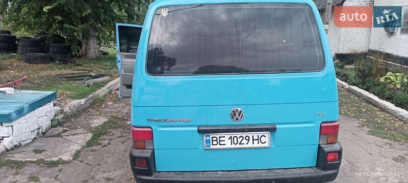 Мінівен Volkswagen Transporter 2000 в Первомайську