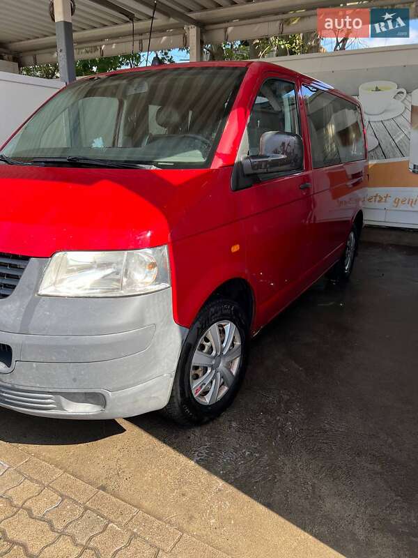 Мінівен Volkswagen Transporter 2005 в Рокитному