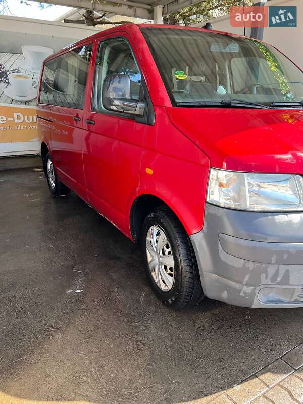 Мінівен Volkswagen Transporter 2005 в Рокитному