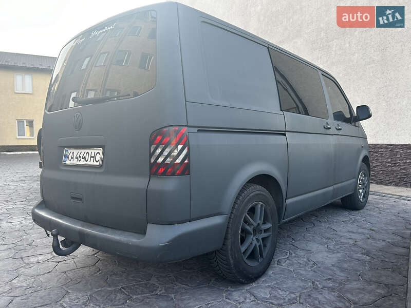 Мінівен Volkswagen Transporter 2010 в Києві