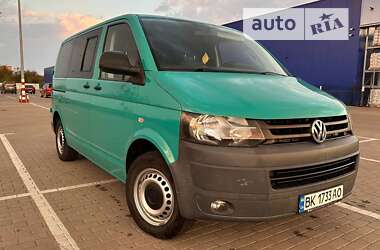 Мінівен Volkswagen Transporter 2010 в Дубні