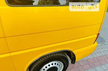 Минивэн Volkswagen Transporter 2000 в 