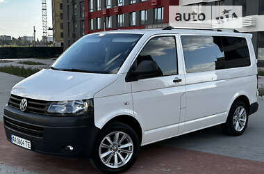 Грузопассажирский фургон Volkswagen Transporter 2014 в Киеве