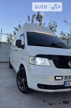 Вантажний фургон Volkswagen Transporter 2006 в Павлограді