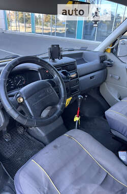 Вантажний фургон Volkswagen Transporter 1997 в 