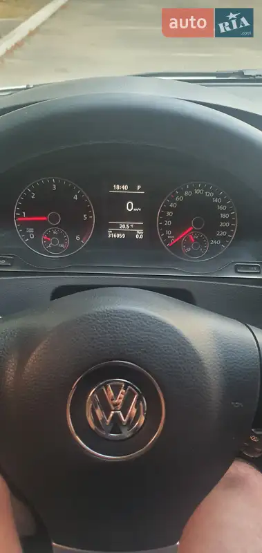 Volkswagen Transporter 2015 VIN WV1ZZZ7HZFH120489 фото оголошення 14 з 53