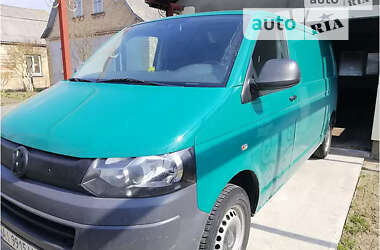 Грузовой фургон Volkswagen Transporter 2013 в Киеве