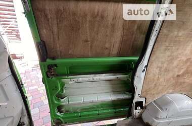 Грузовой фургон Volkswagen Transporter 2001 в 