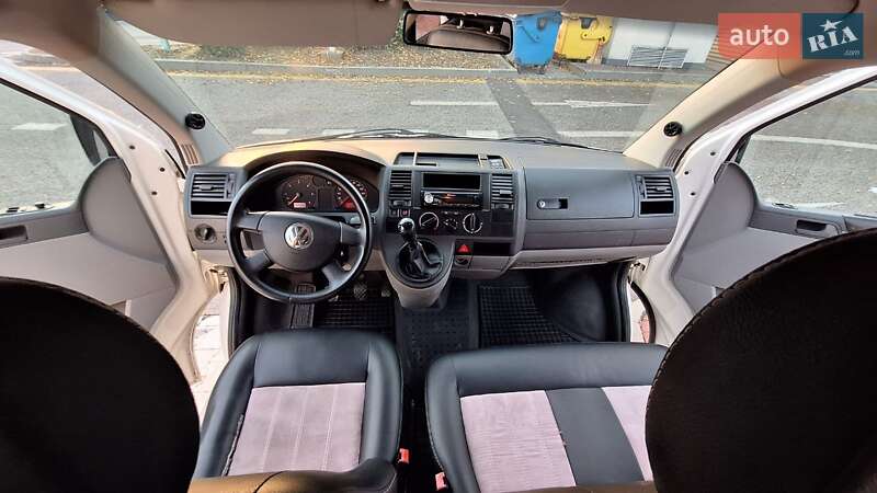 Минивэн Volkswagen Transporter 2008 в Киеве