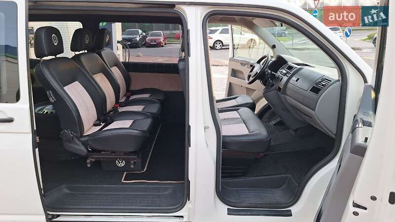Минивэн Volkswagen Transporter 2008 в Киеве