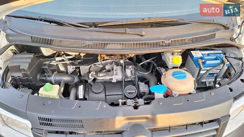 Минивэн Volkswagen Transporter 2008 в Киеве