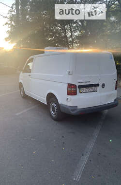 Грузовой фургон Volkswagen Transporter 2005 в Одессе