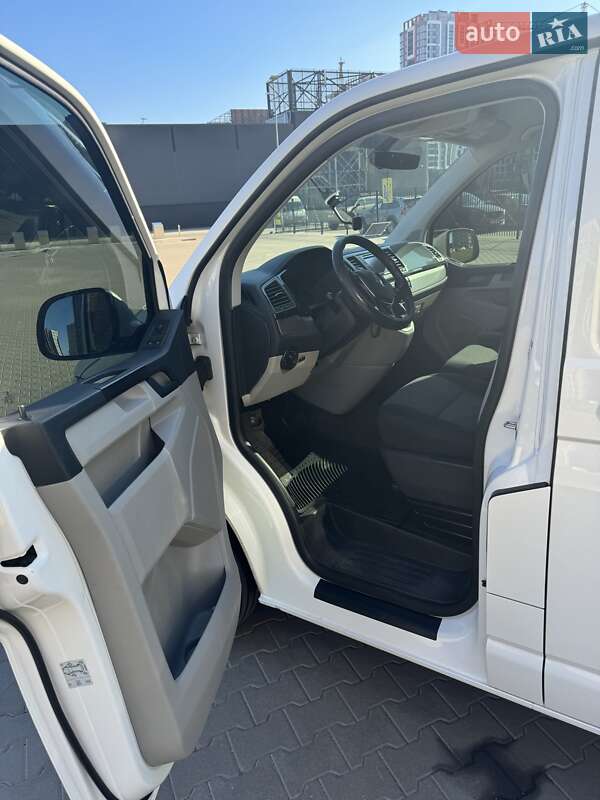 Грузовой фургон Volkswagen Transporter 2018 в Киеве