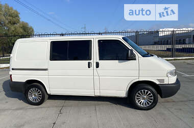 Вантажний фургон Volkswagen Transporter 2001 в Києві