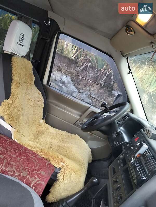 Минивэн Volkswagen Transporter 2001 в Хмельницком