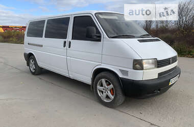 Мінівен Volkswagen Transporter 2000 в Чернівцях