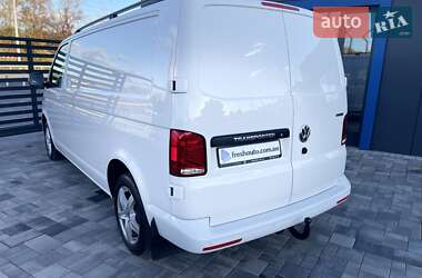 Вантажопасажирський фургон Volkswagen Transporter 2020 в Рівному