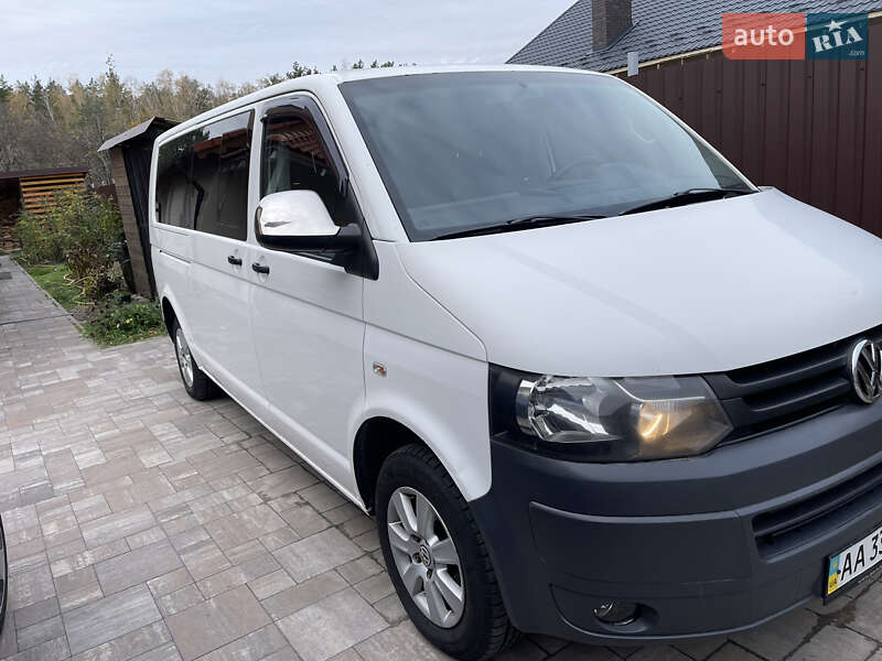 Минивэн Volkswagen Transporter 2011 в Киеве