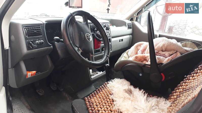 Минивэн Volkswagen Transporter 2001 в Хырове фото 5 Минивэн Volkswagen Transporter 2001 в Хырове