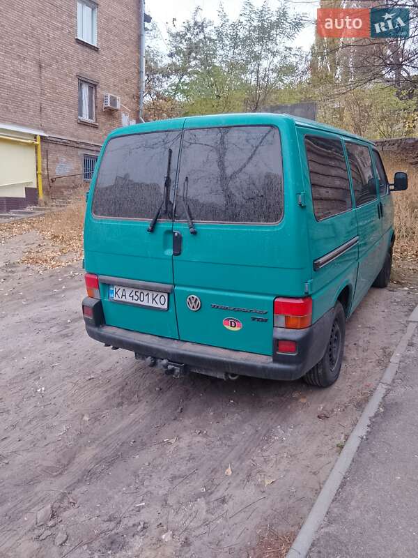 Минивэн Volkswagen Transporter 2002 в Киеве