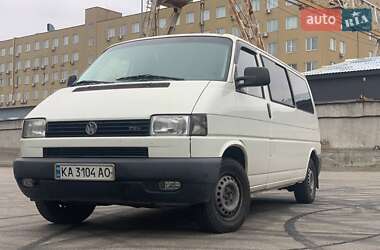 Вантажопасажирський фургон Volkswagen Transporter 2001 в Києві