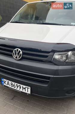 Вантажний фургон Volkswagen Transporter 2014 в Києві