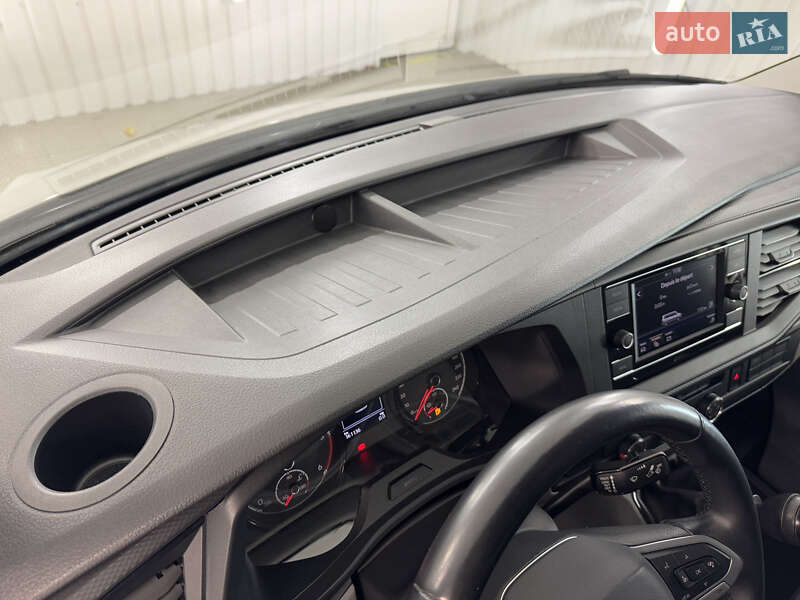 Грузовой фургон Volkswagen Transporter 2022 в Киеве