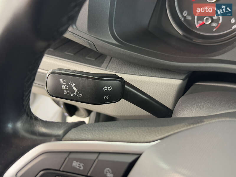 Грузовой фургон Volkswagen Transporter 2022 в Киеве
