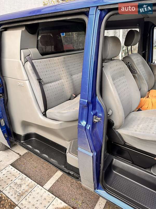 Минивэн Volkswagen Transporter 2000 в Львове