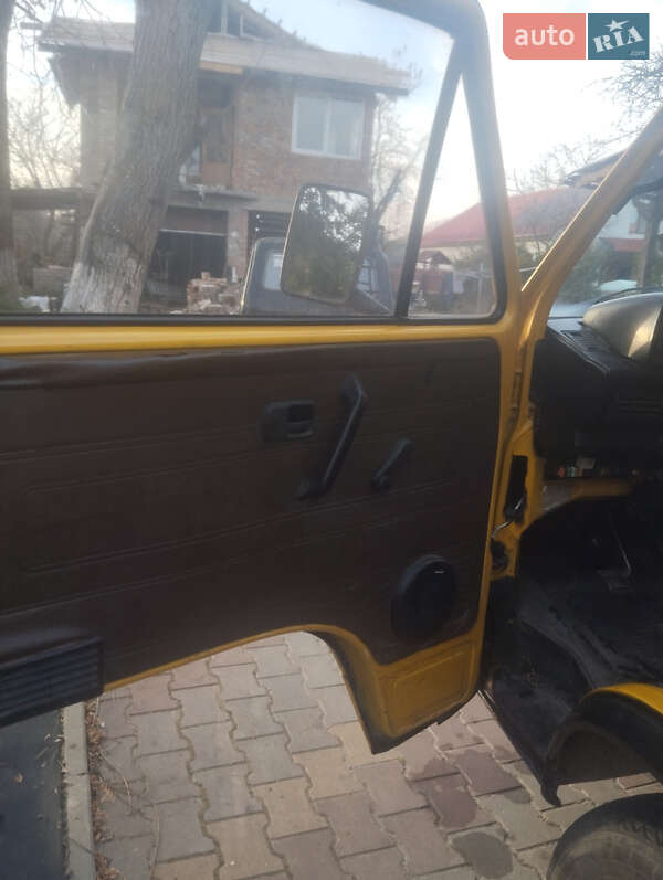 Минивэн Volkswagen Transporter 1989 в Трускавце