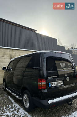 Минивэн Volkswagen Transporter 2004 в Стрые