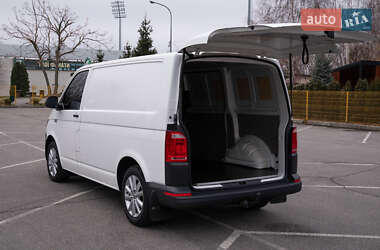 Грузовой фургон Volkswagen Transporter 2015 в Александрие