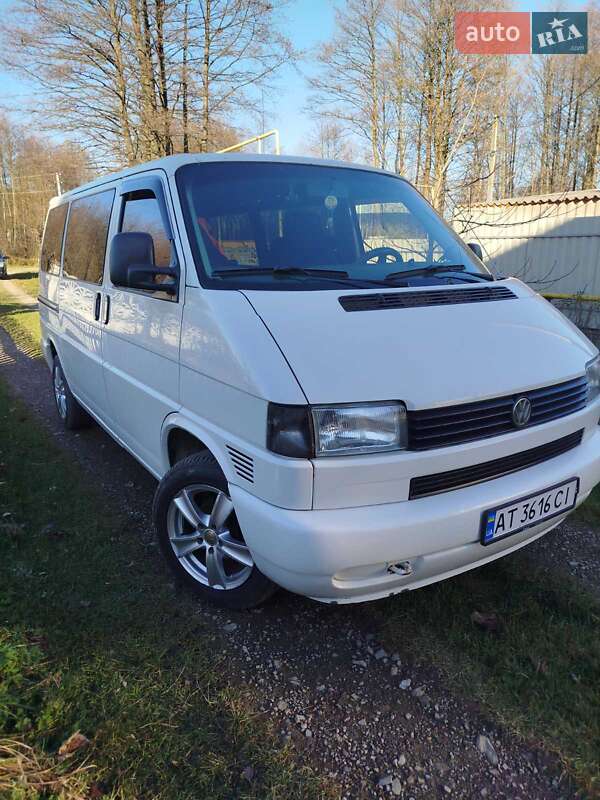 Мінівен Volkswagen Transporter 2000 в Богородчанах