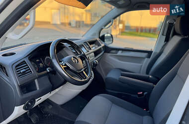 Вантажний фургон Volkswagen Transporter 2020 в 