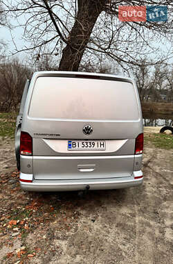 Грузовой фургон Volkswagen Transporter 2020 в 