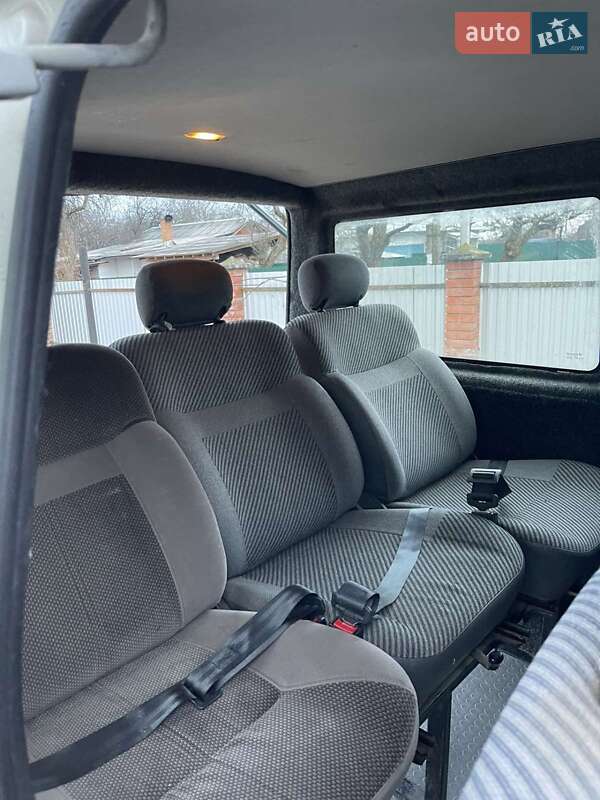 Мінівен Volkswagen Transporter 2002 в Івано-Франківську