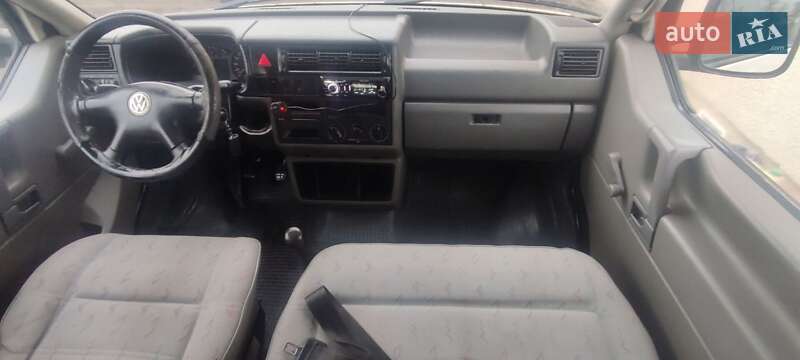 Мінівен Volkswagen Transporter 2002 в Івано-Франківську